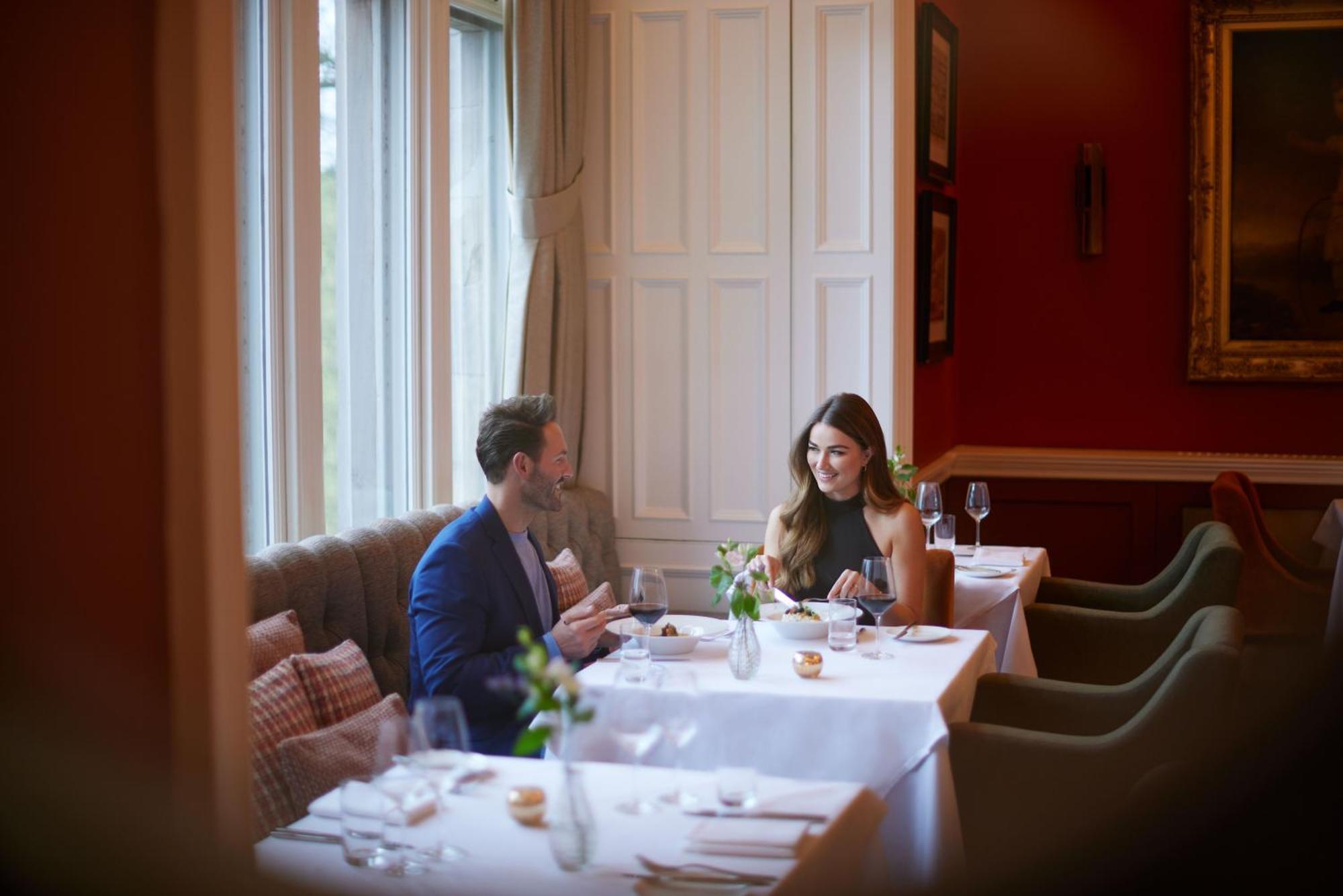 Schloss Roxburghe, Part Of Destination By Hyatt エクステリア 写真 The restaurant at The Ivy Temple Row