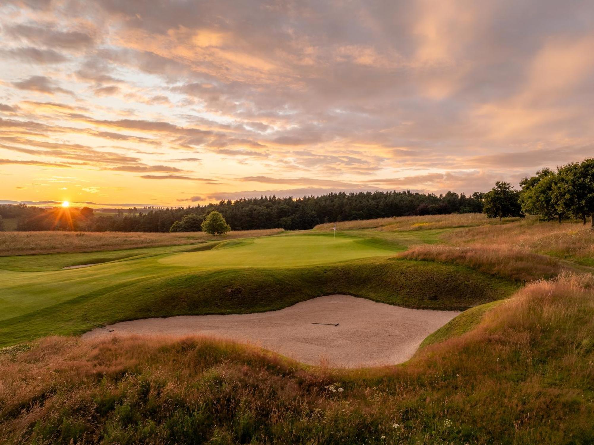 Schloss Roxburghe, Part Of Destination By Hyatt エクステリア 写真 Golf course at the Gut Kaden